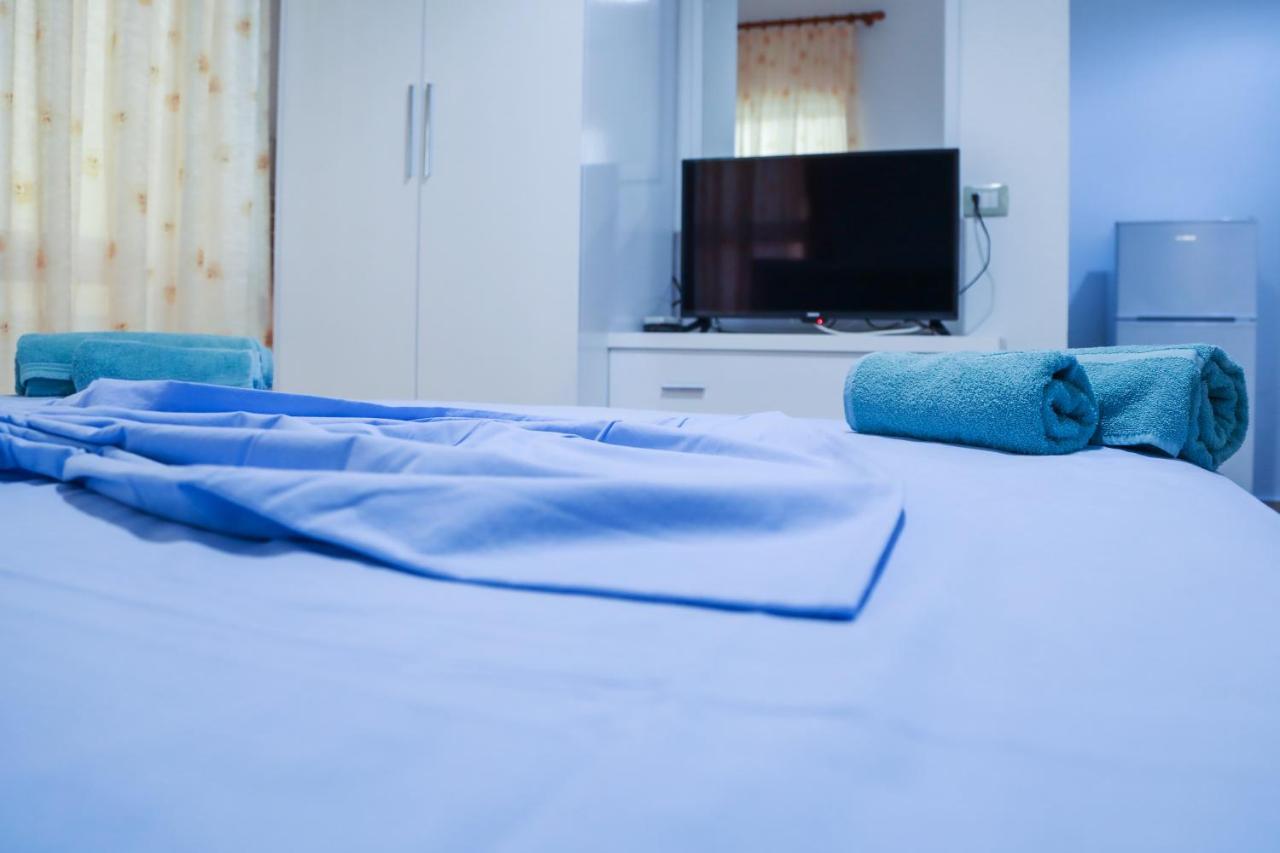 Vila Namiku Hotel ดูร์เรส ภายนอก รูปภาพ