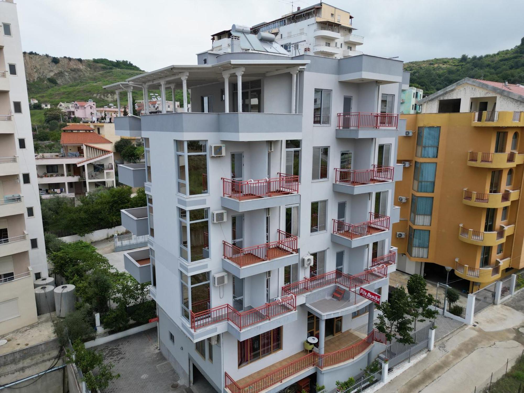 Vila Namiku Hotel ดูร์เรส ภายนอก รูปภาพ